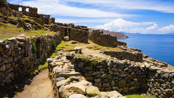 Ci sono oltre 80 rovine sull'Isla del Sol/Bolivia