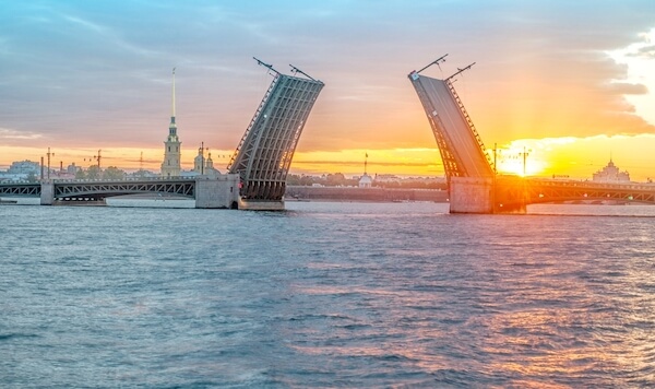 russia neva palace bridge