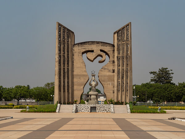 togo independence memorial beata tabak