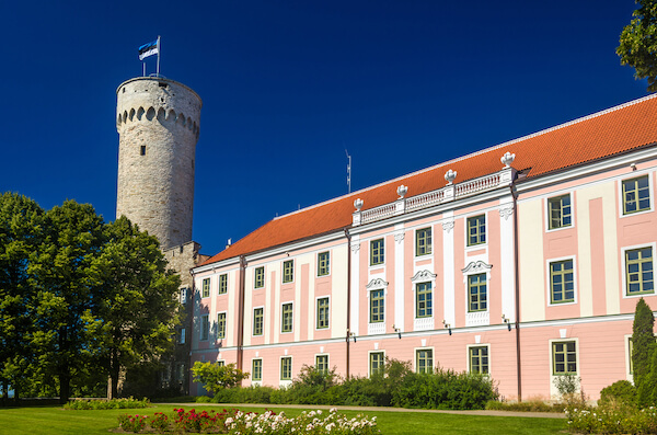 estonia toompea castle